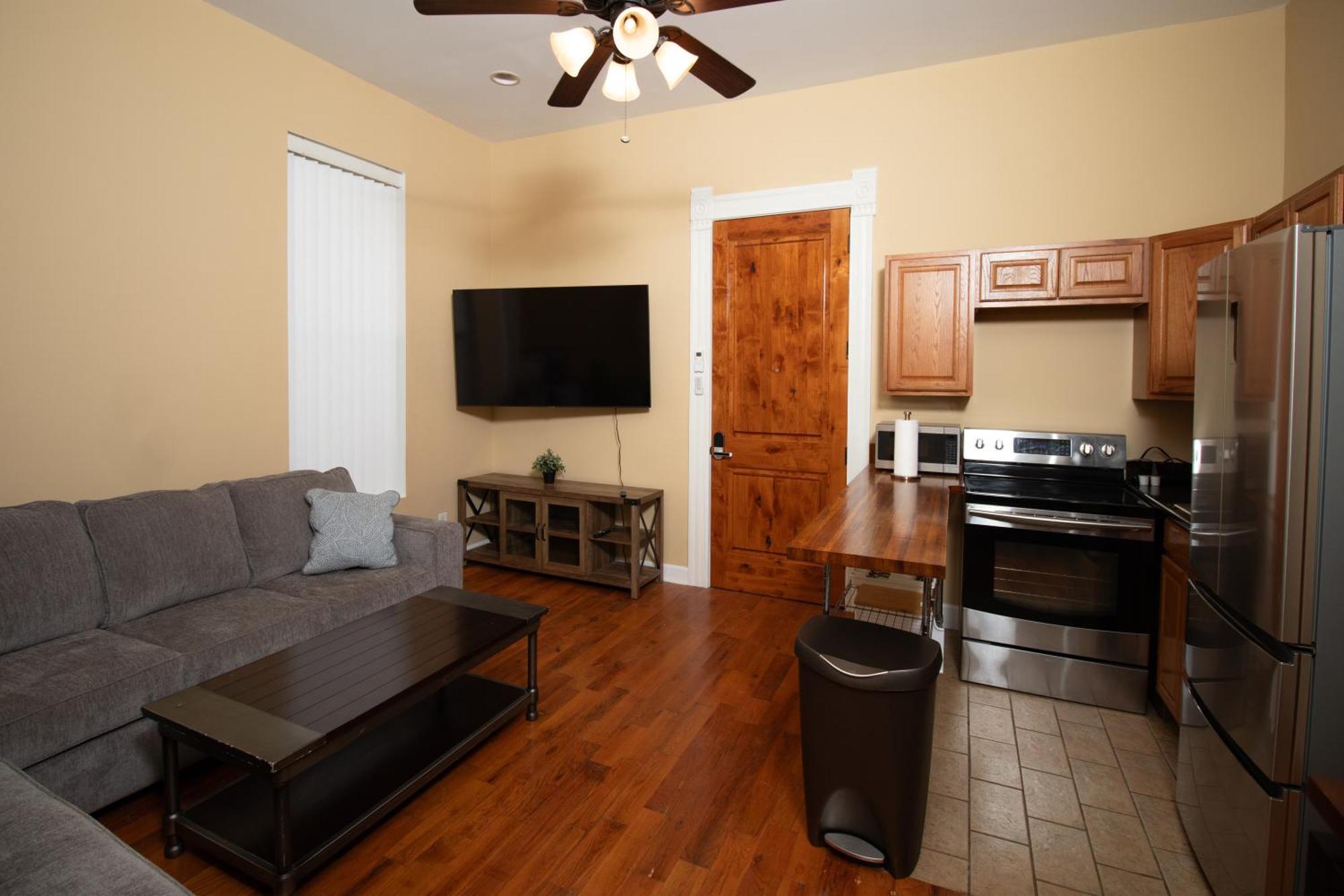 Quiet, Gated Oasis Near Downtown Lexington Apartment Exterior photo